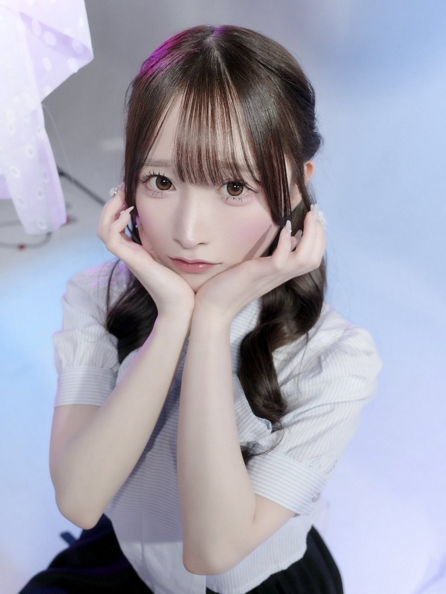 kishida_miyabi's tweet photo. 人生初万バズしたツイートを間違えて消したおっちょこちょいアイドル 🎤🎀✨
もう一度バズるまであと８日 ... ❤️‍🔥 https://t.co/JVSLY1Cvy0