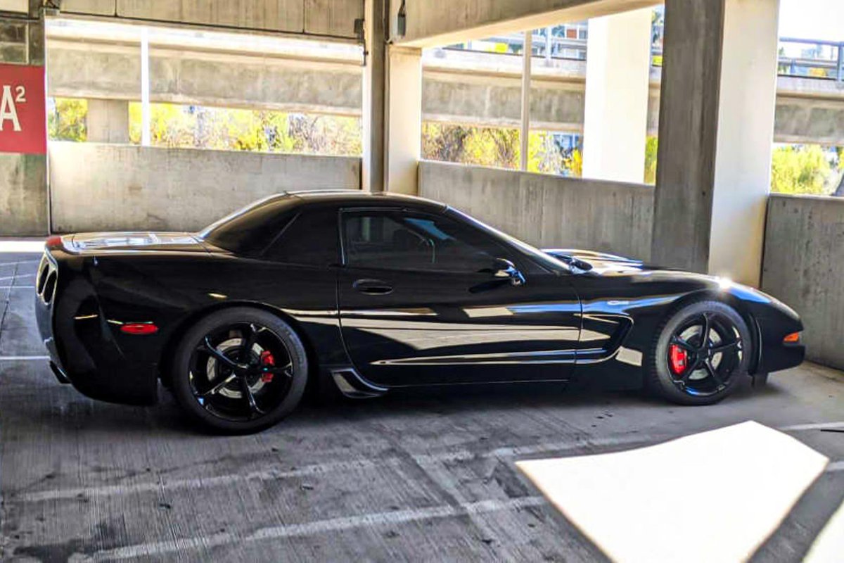 malikmack78's tweet photo. 2000 corvette lookin clean fr🫡🔥💯 https://t.co/BCBEhPUue9