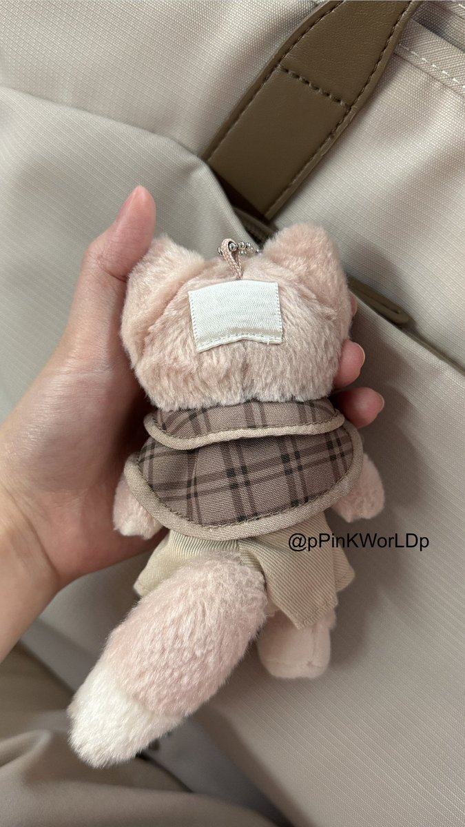 pPinKWorLDp's tweet photo. ส่งต่อพวงกุญแจ Linabell ชุดนับสืบ 450 รวมส่งค่าา ไม่มีตำหนินะคะ #นัดรับได้BTS #linabell #duffyandfriends #disneythailand #ตลาดนัดdisney #ส่งต่อพวงกุญแจ #ลินนาเบล https://t.co/7HB3YbTGcu