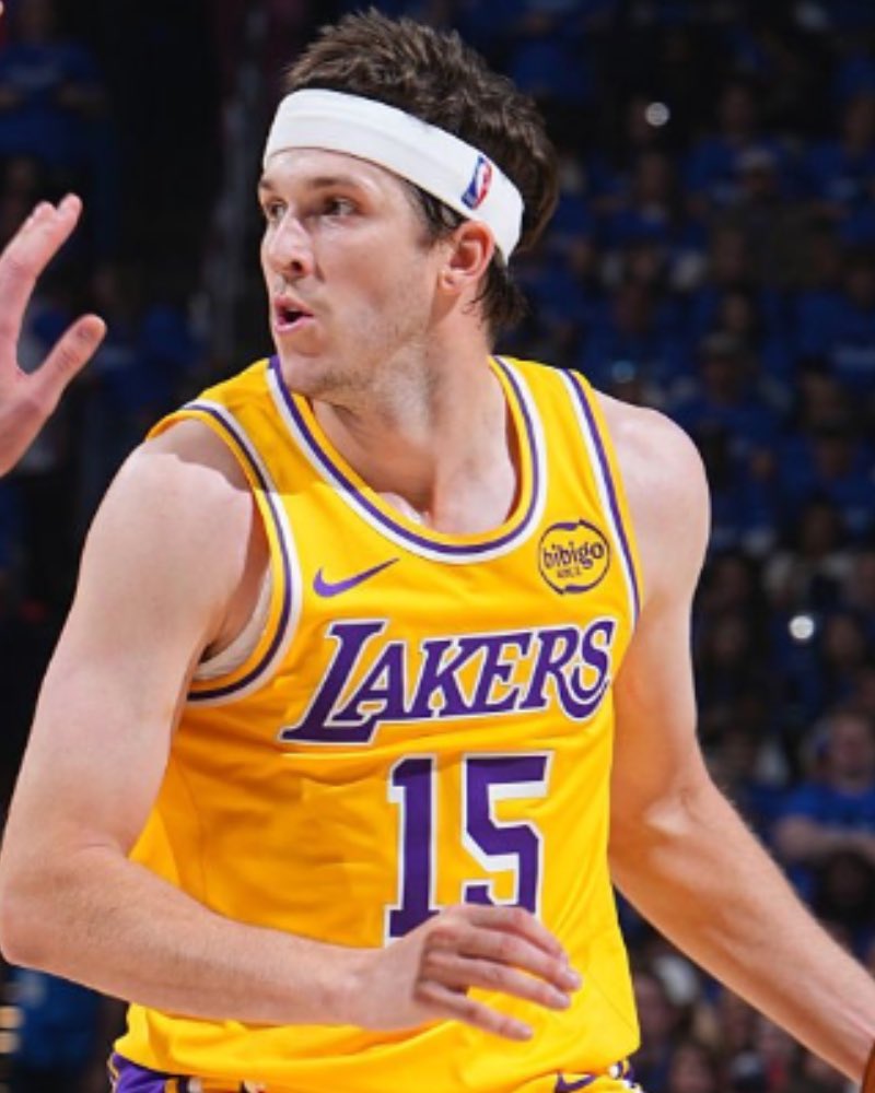 Lakers Lead tweet media