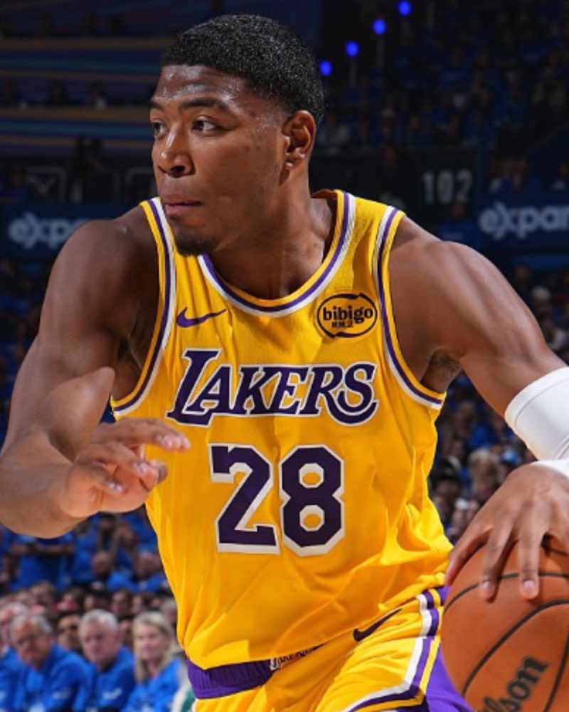 Lakers Lead tweet media