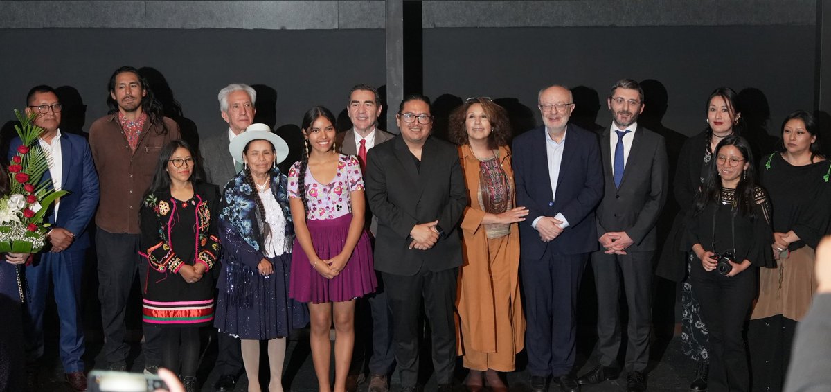 cinthya_yanez_'s tweet photo. Hoy celebramos con orgullo el talento boliviano. La película La Hija Cóndor ya está en las salas de cine. Espero que muchos bolivianos puedan verla, ¡Felicidades al equipo de producción, elenco y artistas! https://t.co/9Pka732bR5