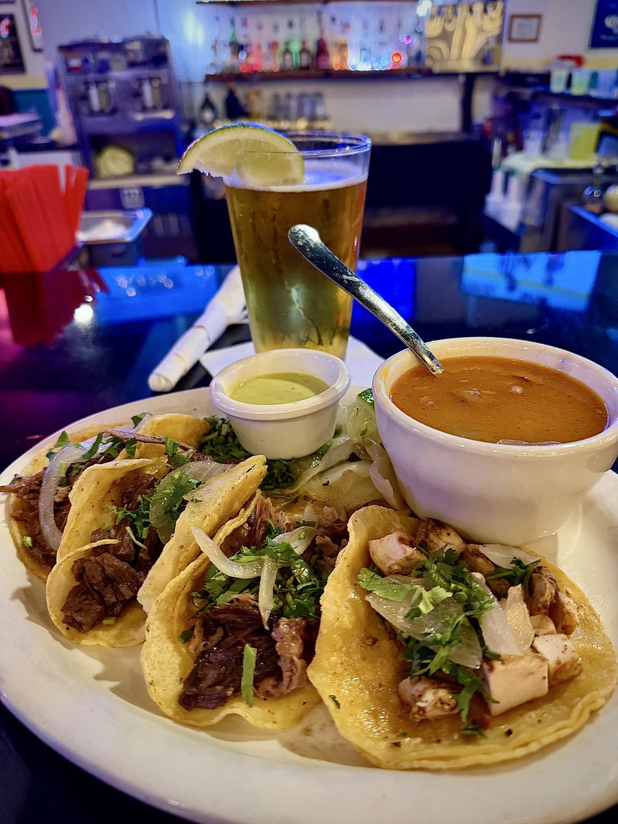 eostyles's tweet photo. #CincodeMayo + #tacoTuesday https://t.co/nLcWBc7Kkz