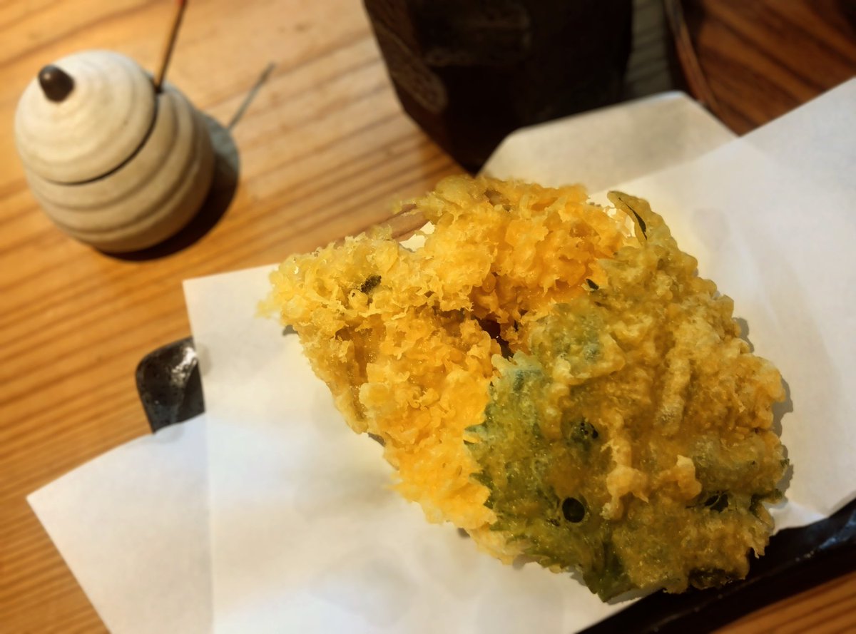 しらす海鮮丼と牡蠣の天ぷら。
贅沢🦐🦪🐟