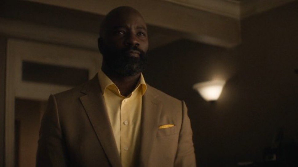 CS11__'s tweet image. My dumbass kept waiting for Danny Rand to jump out from behind Luke Cage when he was talking to Jessica 😭😭

#Daredevilbornagain