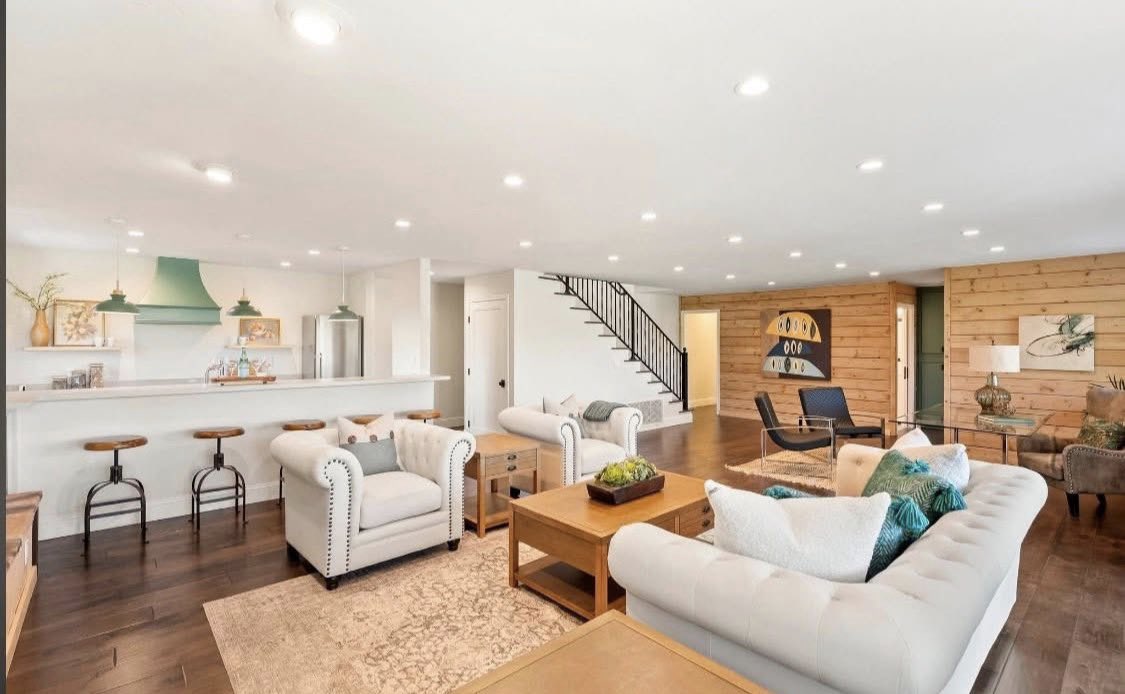 TDiamondRealtor's tweet photo. CLOSED!

After we staged this home with The House Whisperers Home Staging + Interiors so buyers could see the incredible potential, we went into escrow in four days with teams on both sides committed to a smooth and fair transaction. https://t.co/C9E9ejT6ey