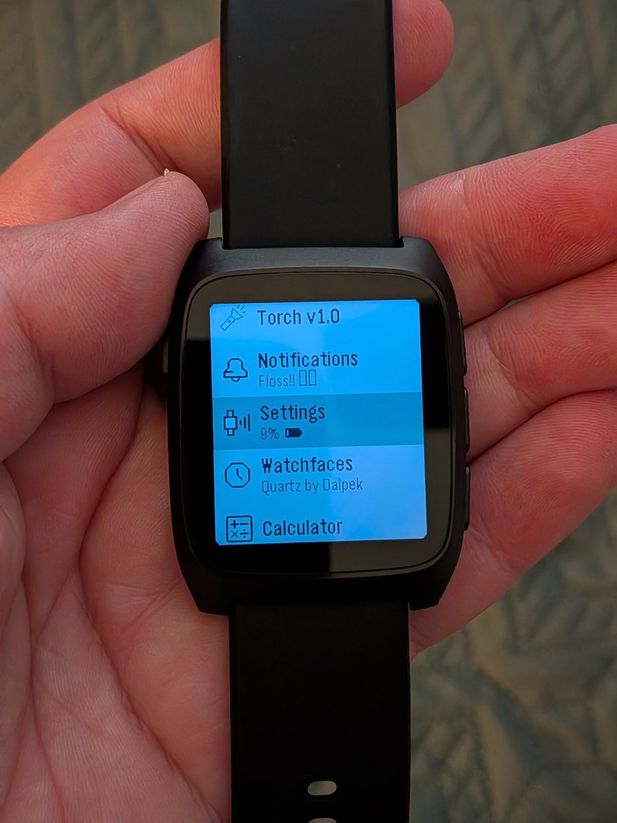 bendroidz's tweet photo. This doesn't seem good.. less than 24 hours after a full 100% change, I'm down to 9% battery. I was fully charged at about 10pm last night, wore it at night and all day, doing very little on it, and now it's almost dead. #pebble #pebbletime #pebbletime2 https://t.co/RvTZJ2HXg5
