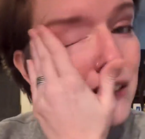 SunGodJon's tweet photo. @Geniustechw Gave her pink eye.
Not all heros wear capes. https://t.co/ecndTRKEi0