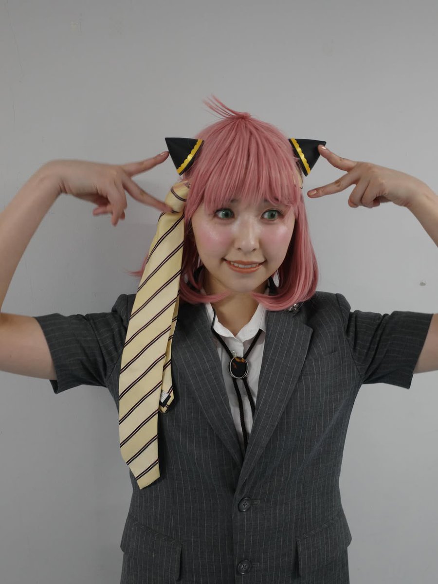 アーニャコスプレが可愛さエグ過ぎる😆そして、ちゃんとコンタクトした目元見れて、またエグかわ！！