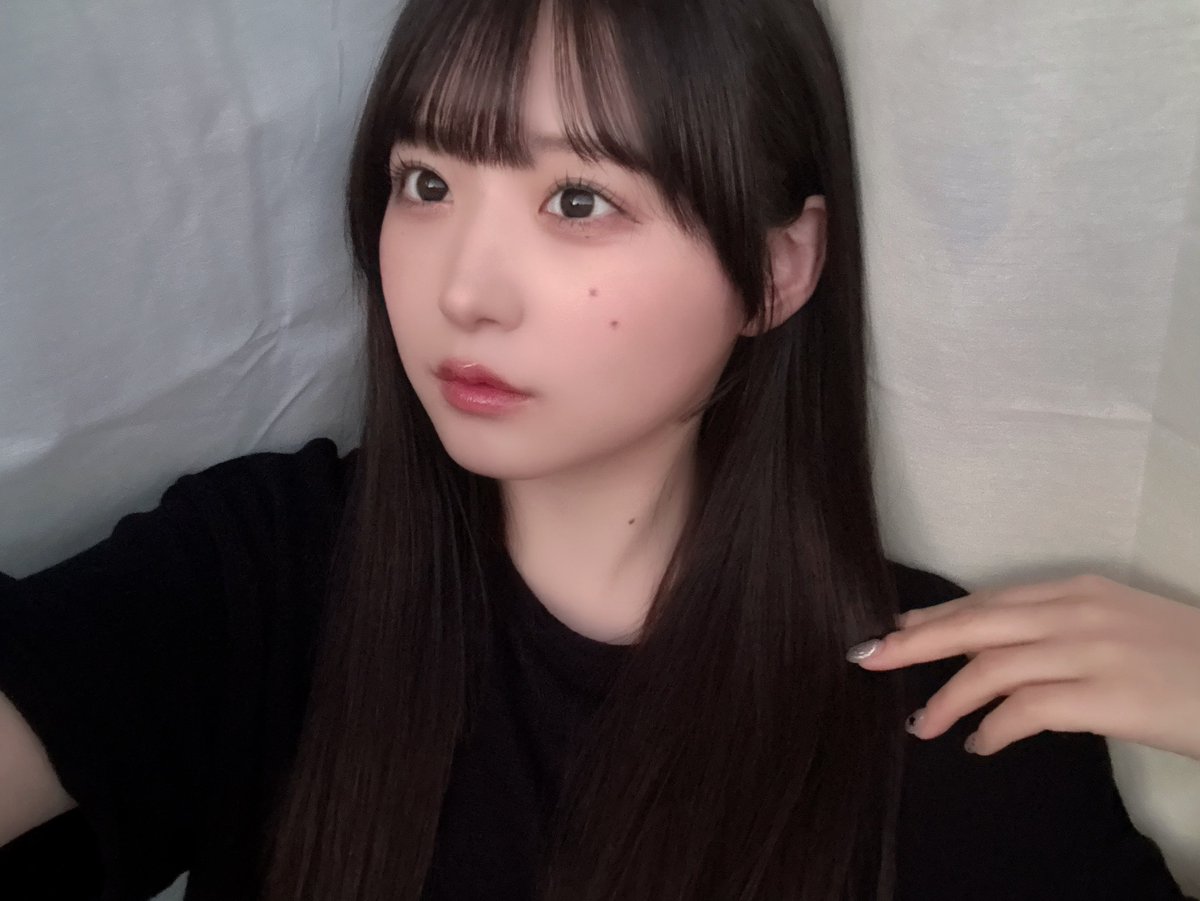 翠 tweet media