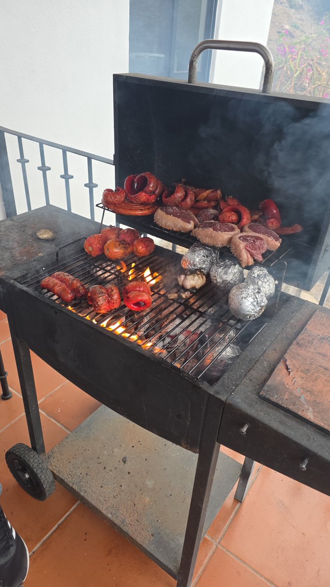 Edgiomv's tweet photo. A gusto la vdd https://t.co/dQBrQpTbhV