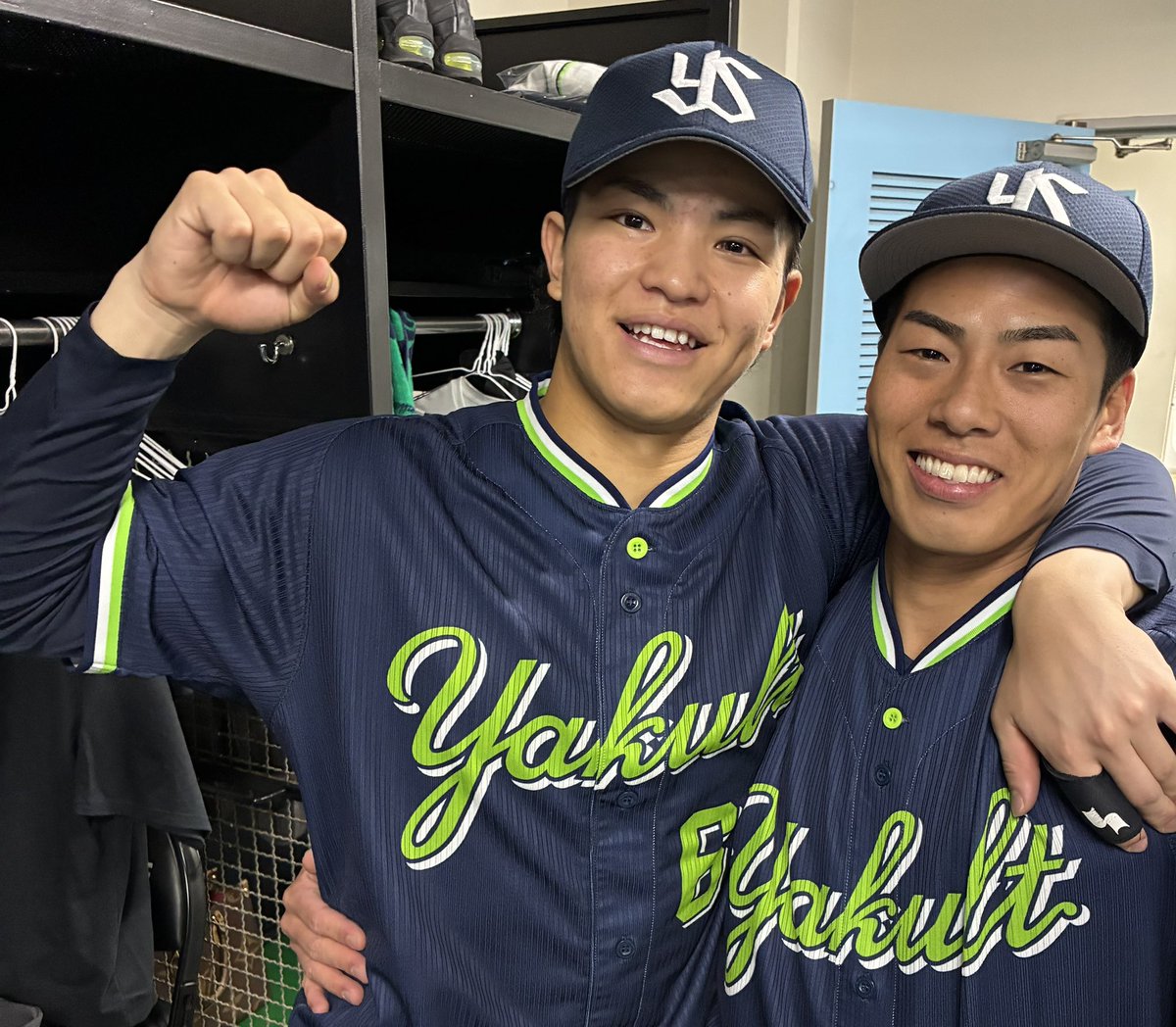 プレーボールホームラン
有言実行ありがとう
#並木秀尊 選手

貴重な中押し弾
#内山壮真 選手

ダメ押しタイムリー
#鈴木叶 選手

ゴールデンウィークの9連戦お疲れ様でした。
1日挟んでの広島でも #燕心全開 でお願いします。