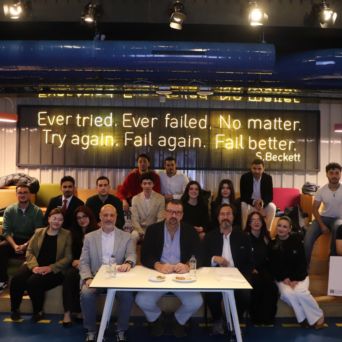 finartz_com's tweet photo. Boğaziçi Üniversitesi İşletme ve Ekonomi Kulübü’nün düzenlediği @EnterPrize26  Yarışması finalinde ödül sponsoru olarak yer almak bizim için çok değerliydi.

Bu organizasyonda emeği geçen herkese teşekkür eder, finale kalan tüm girişimcileri tebrik ederiz. https://t.co/NUiY5VdX0N
