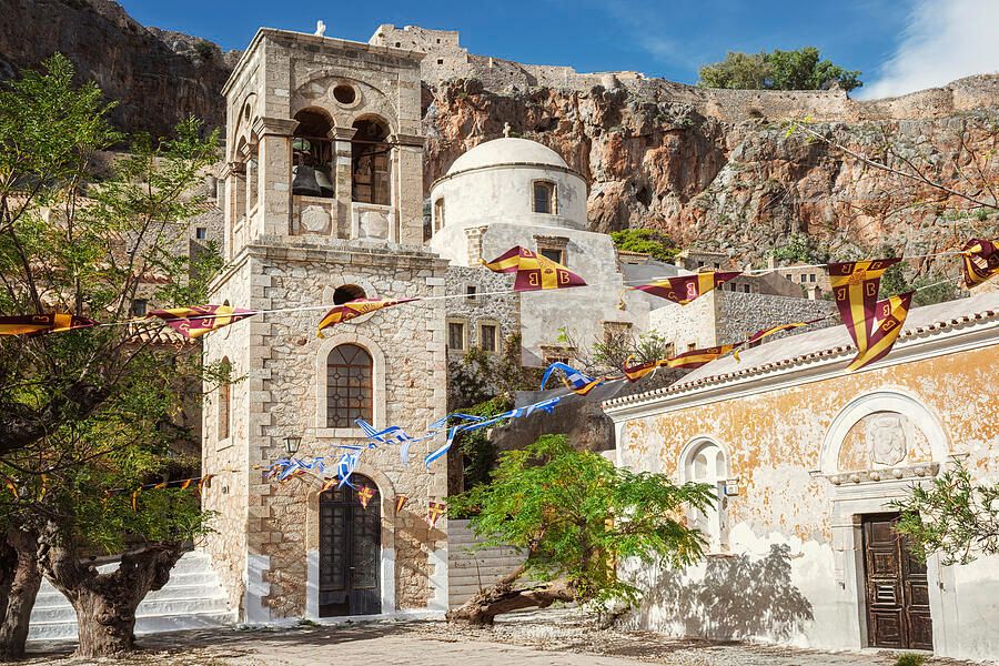 joancarroll's tweet photo. Town Center Monemvasia Greece! https://t.co/YbuI3yBI0F #monemvasia #greece #peloponnese #tower #belltower #townsquare #fortress #stone #historic #ancient #flags #buyart #wallart #artforsale #artstore #travel #travelphotography #wallartforsale #giftideas @joancarroll https://t.co/XfesMUqpbc