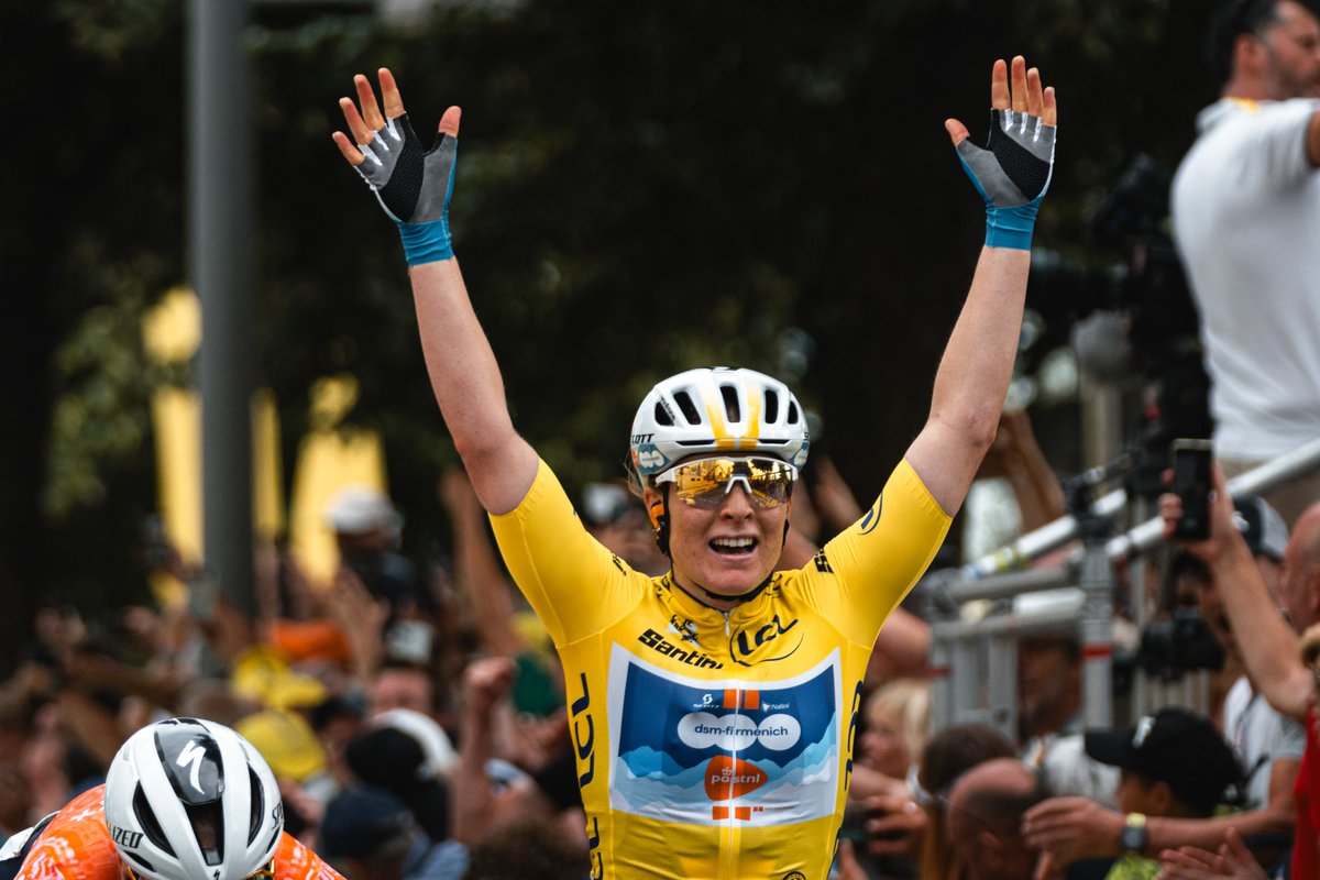 Le Tour de France Femmes avec Zwift tweet media