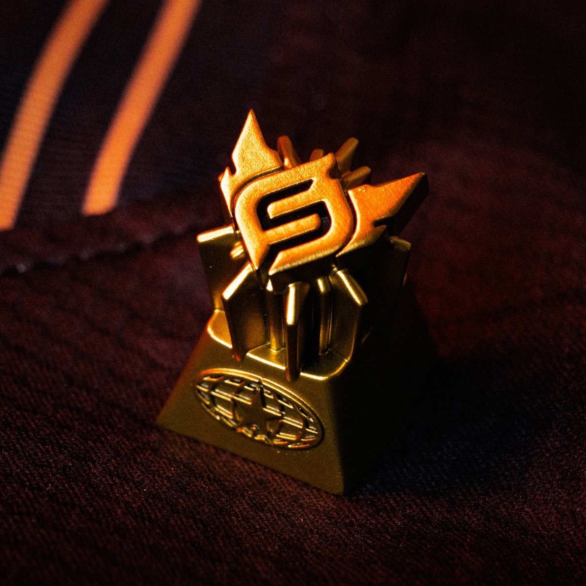 “PGC 2025 Champion Keycap” 🏆 FULL SENSE x LOGA — a rare collectible ...