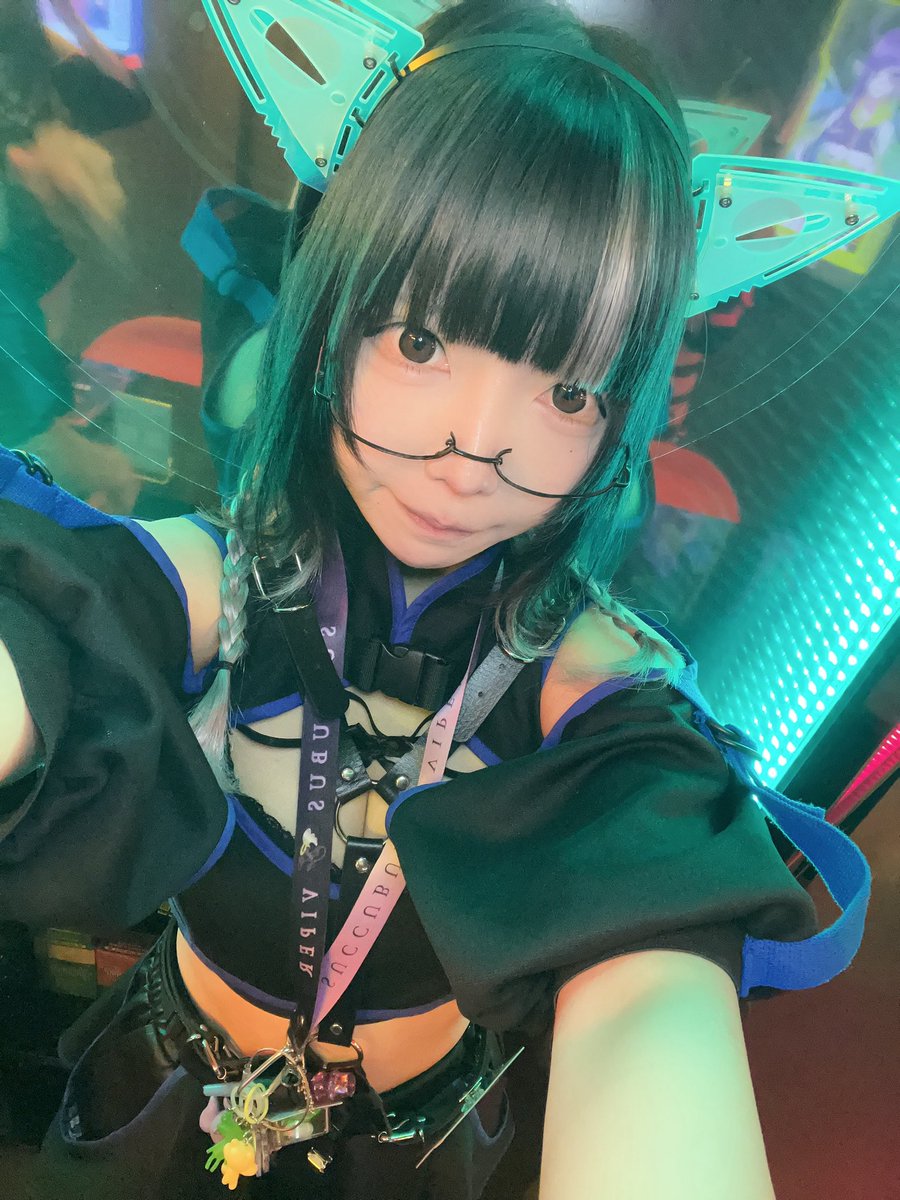 寝.com@電脳サキュバスシーシャ🌐 tweet media