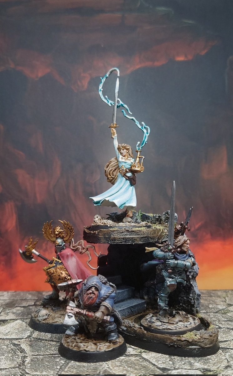 atom_ram_mori's tweet photo. 冒険者たち　奮闘中！
#warhammer #warhammerquest #darkwater #paintingwarhammer #miniaturepainting https://t.co/9Rp9k4809d