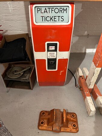 Glasgow Central Tours tweet media