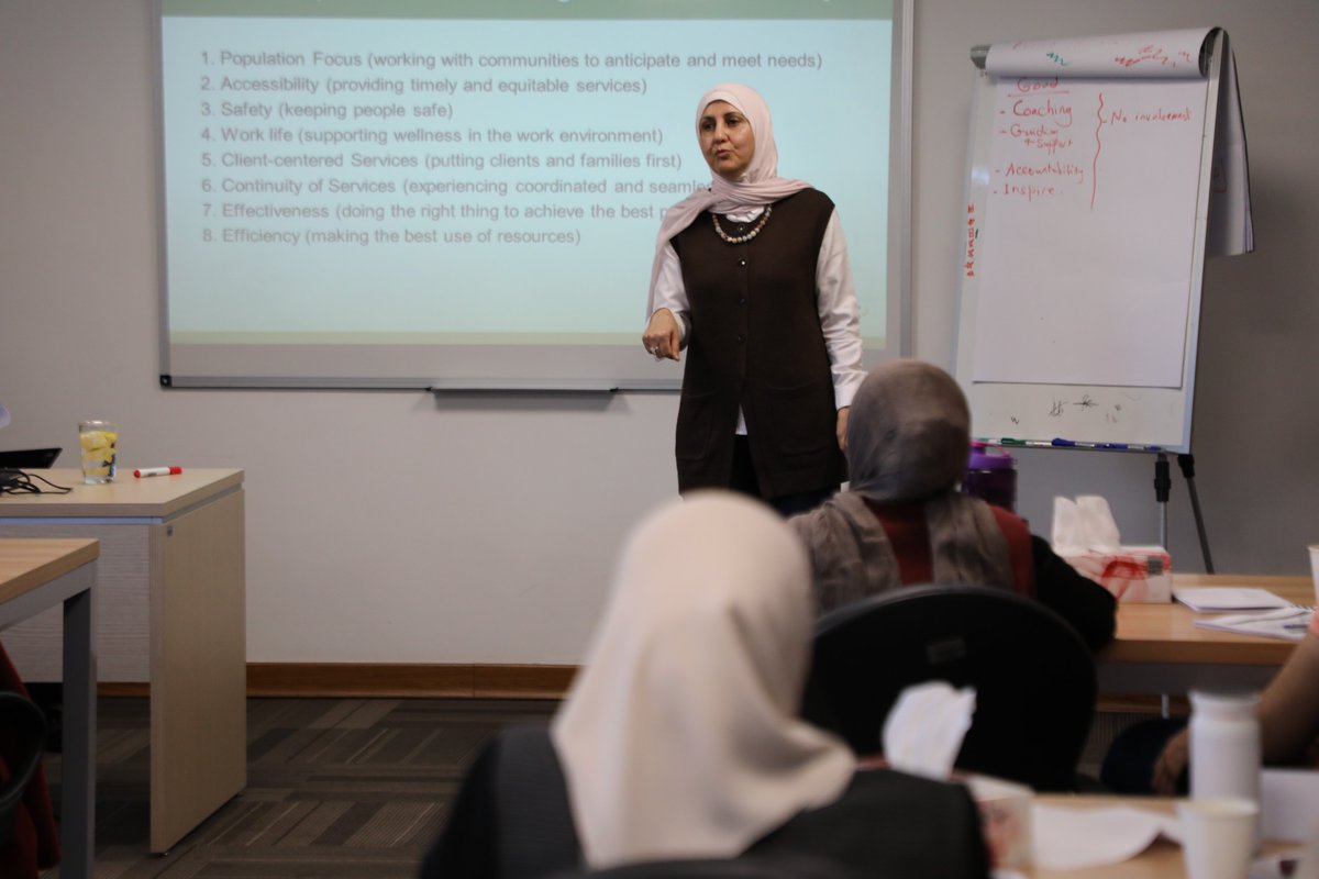 HCAC_MENA's tweet photo. انطلاق أولى الجلسات التدريبية لدورة منسق جودة معتمد في مجلس اعتماد المؤسسات الصحية بمشاركة من وزارة الصحة والقطاع الخاص والمستشفيات الجامعية.يركز البرنامج على تحسين جودة الرعاية الصحية، مع إدخال تقنيات الذكاء الاصطناعي لأول مرة ضمن محاوره.الدورة معتمدة محلياً ودولياً. #HCAC https://t.co/Ui5MptLRve