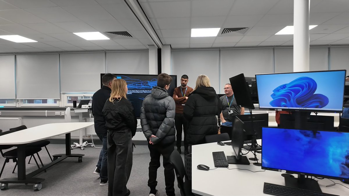 Rotherham College tweet media