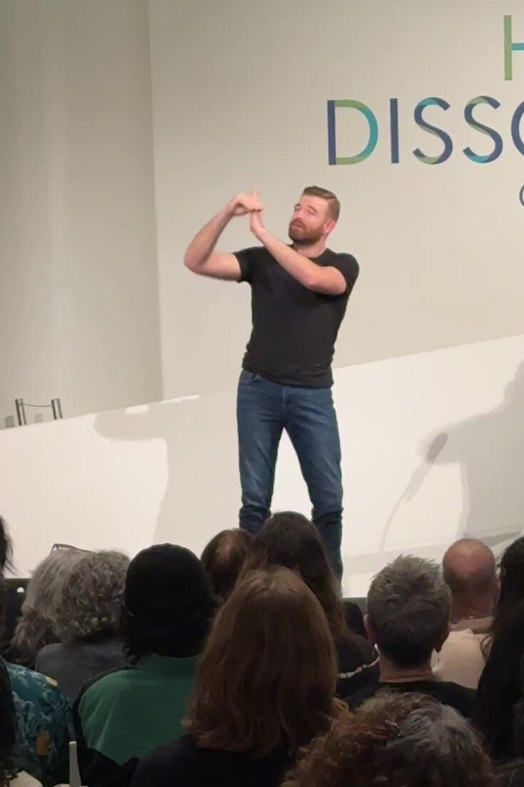 KentSGodfrey's tweet photo. "Sign language 🤟 poetry, like written poetry, is an elaborate art form that stretches the possibilities of language through rules and techniques. But with its visual 👀 nature, it can add a new dimension." https://t.co/uDk5dBRzmb https://t.co/Y7o56S44mi