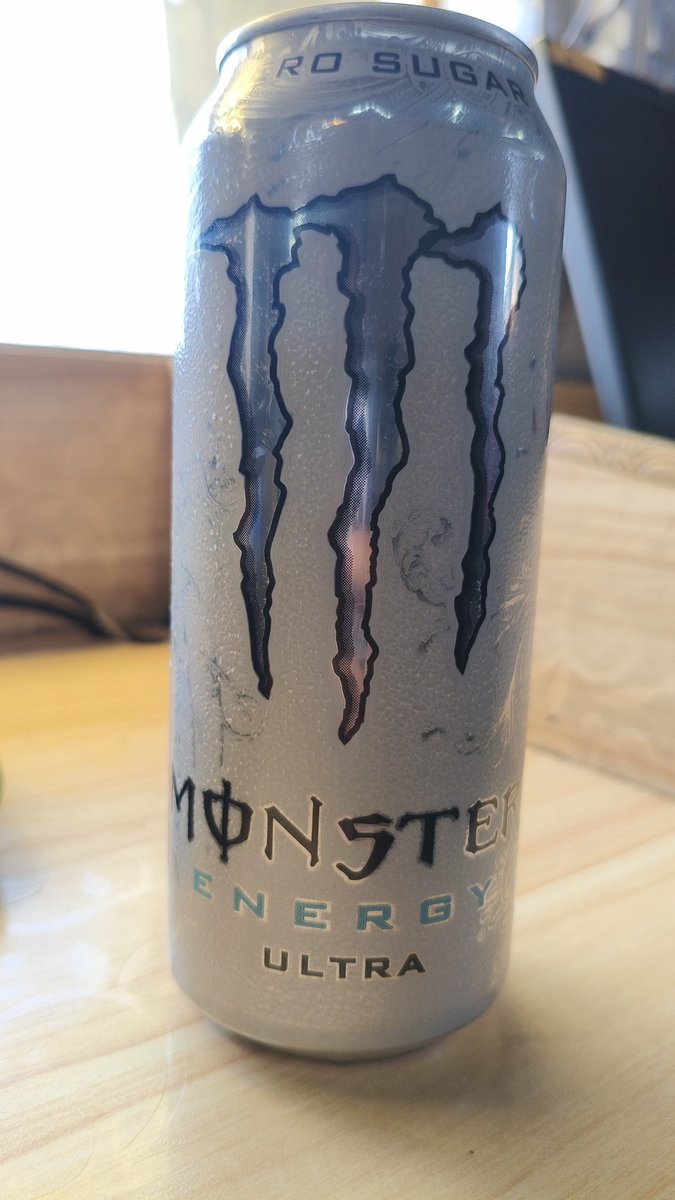 yvnvish's tweet photo. One sip and I’m unstoppable 😤🔥 #Monster https://t.co/8EiUIqfJsp