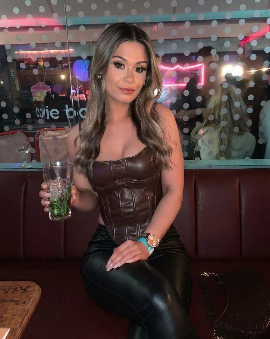 leather_girls tweet media