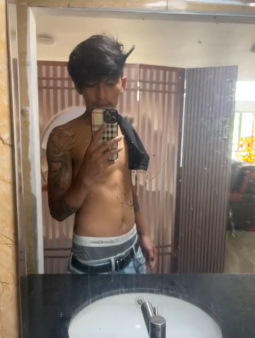jj22JJ3344's tweet photo. idolអេម https://t.co/G664jhcrwA