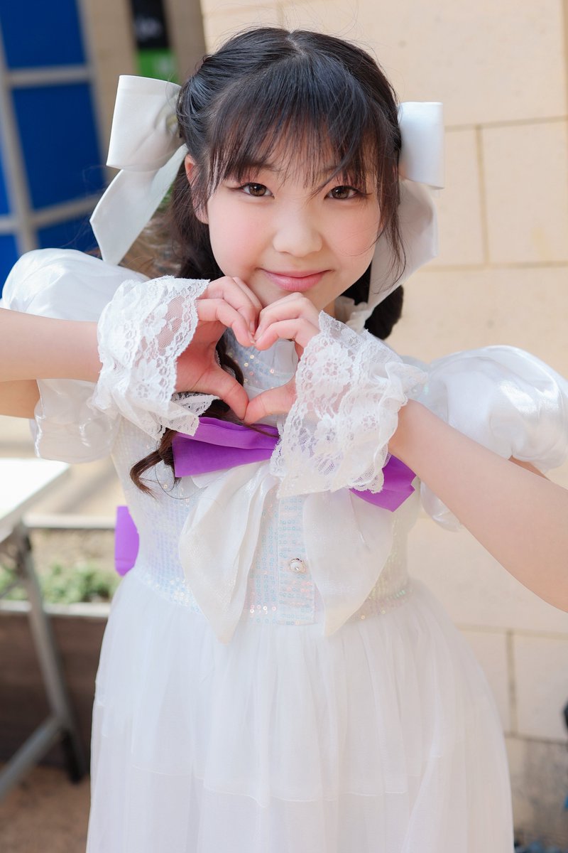 yoshi_hoshi44's tweet photo. LinQKIDSつぐみちゃん💜JS5
物販ワンショット撮影
博多どんたく港まつり
2026.5.4港本舞台
#つぐみ #LinQKIDS
#どんたく2026 https://t.co/T7KAIUtoBZ