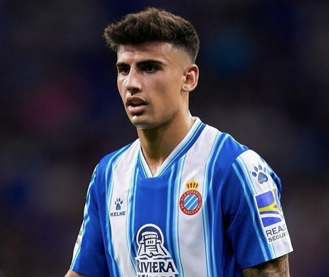 lavozchee's tweet photo. 🎙️ Informa @jorgeruve:

➡️ El Valencia CF pregunta por Rubén Sánchez, lateral del Espanyol. 

🔛 No se descarta fichar dos laterales derecho porque Foulquier tiene la puerta abierta, aunque no es fácil que salga. https://t.co/DqVjxFw91P
