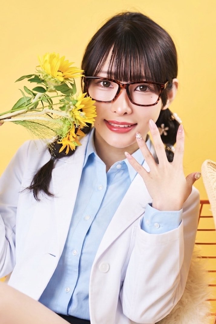 【写真集販売中】えっちゃんねる🎨ボンボンTV tweet media