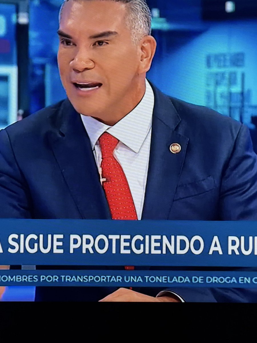 isaceese's tweet photo. Santo Alito para que jamás nos falte el botox https://t.co/WM1dCMZqgv