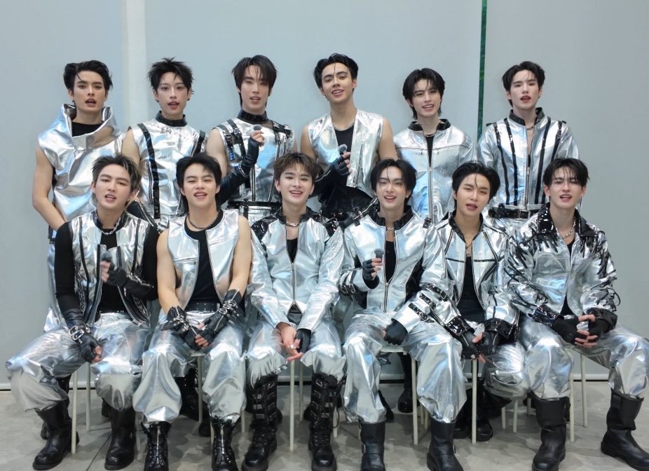 AAisMEOWMEOW's tweet photo. นุ้อยู่ในกลุ่มสูงด้วยซ้ำ ละฮัมไมจิ๋วอย่างนั้นล่ะลูก สมแล้วมทิ้คุมแม่เรียกถั่วงอก 555544444454555 https://t.co/Ni1NO2lnQL