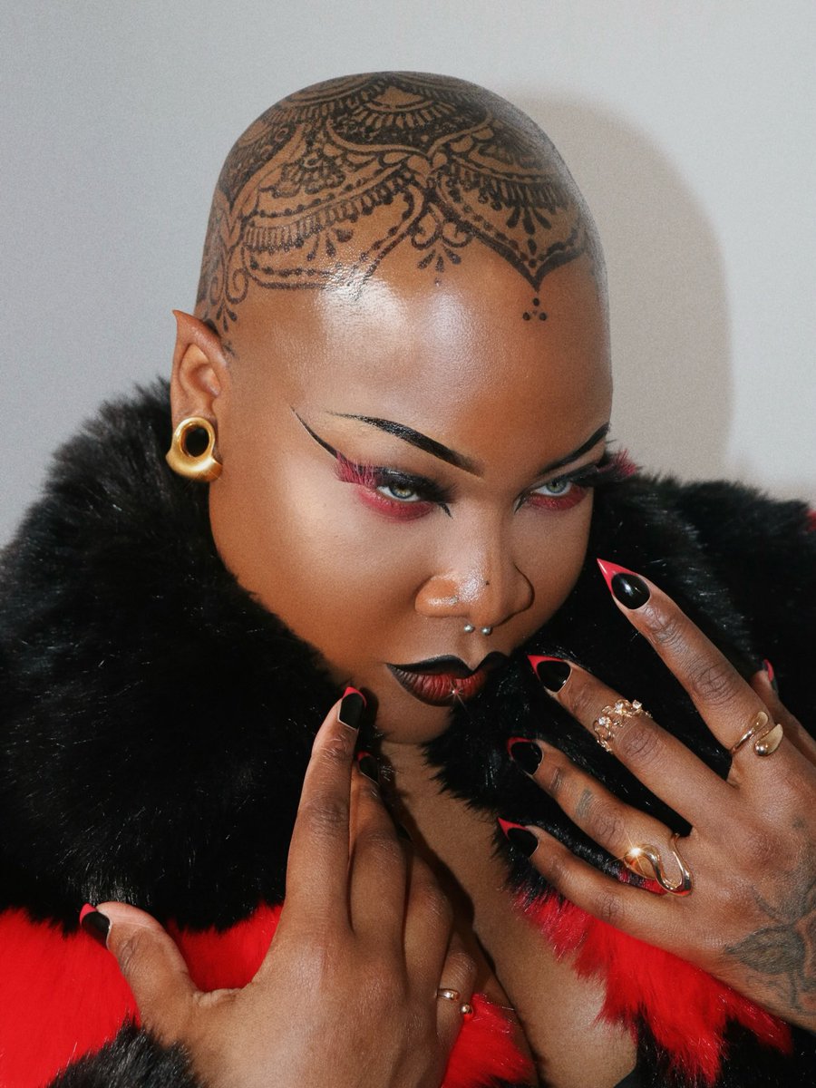 PUNK BLACK tweet media
