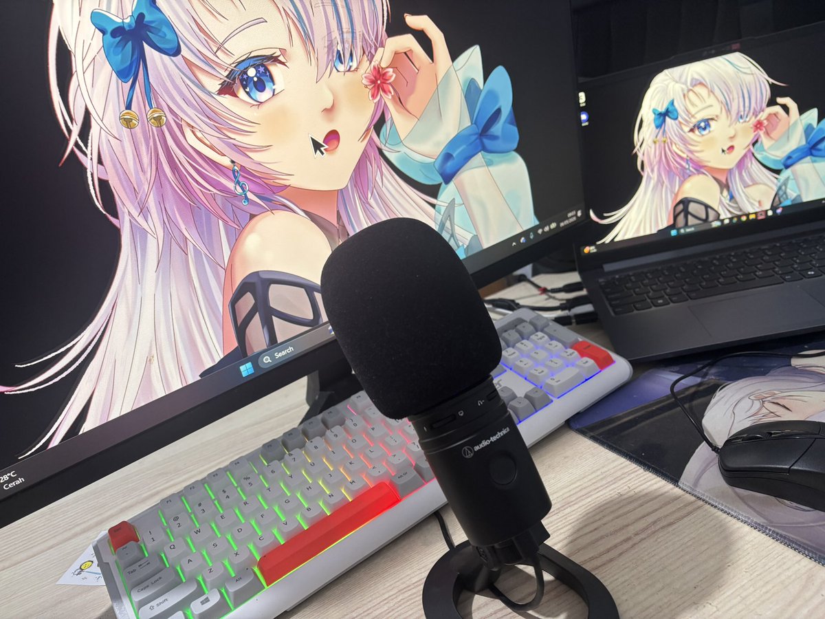 Mikki ✩ tweet media