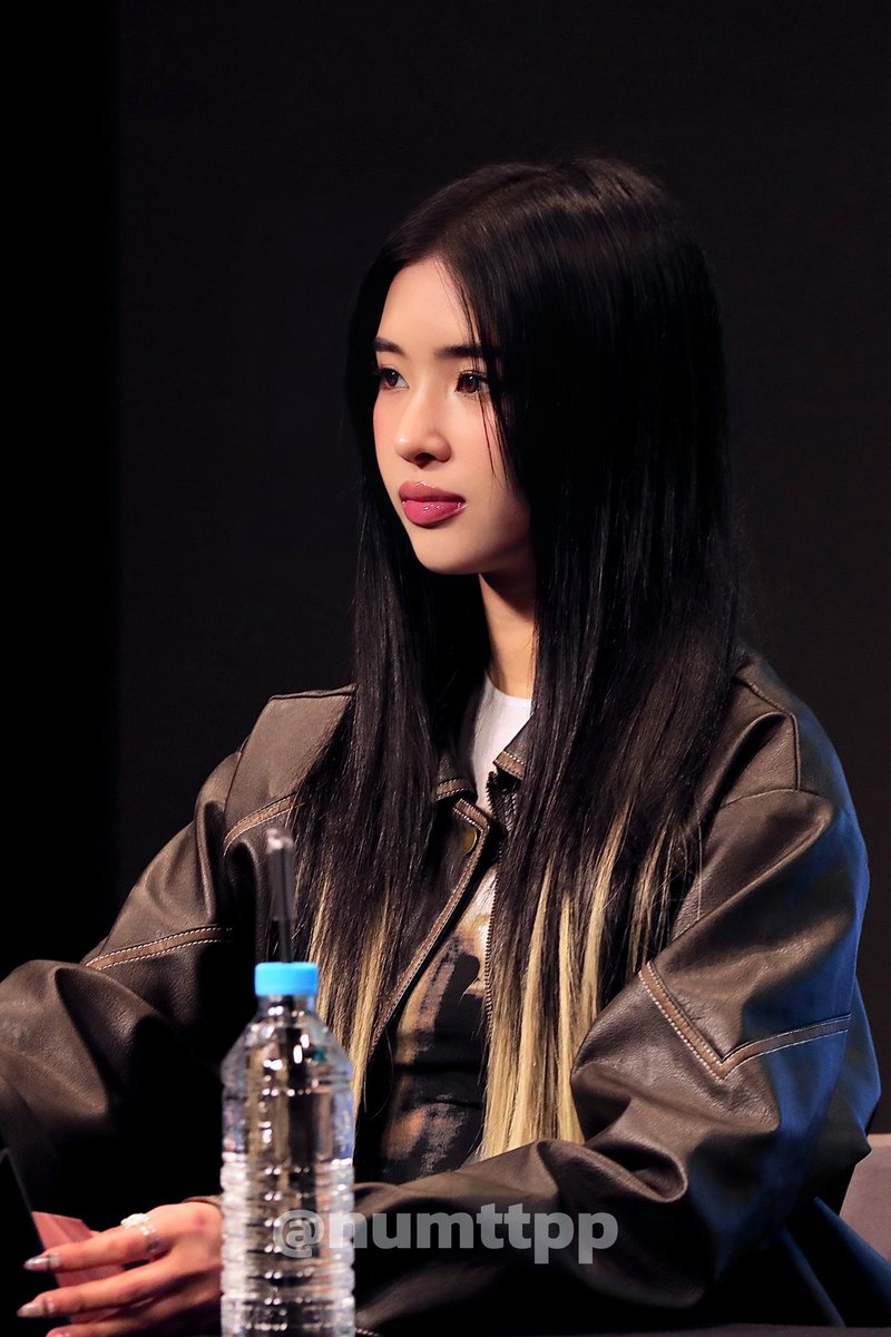 numttpp's tweet photo. 26.04.25  pinky up wvs fansign

BFF ㅠㅠ

#소피아 #SOPHIA
#캣츠아이 #KATSEYE #PINKYUP
#KATSEYE_PINKYUP https://t.co/JTncHjPgoY