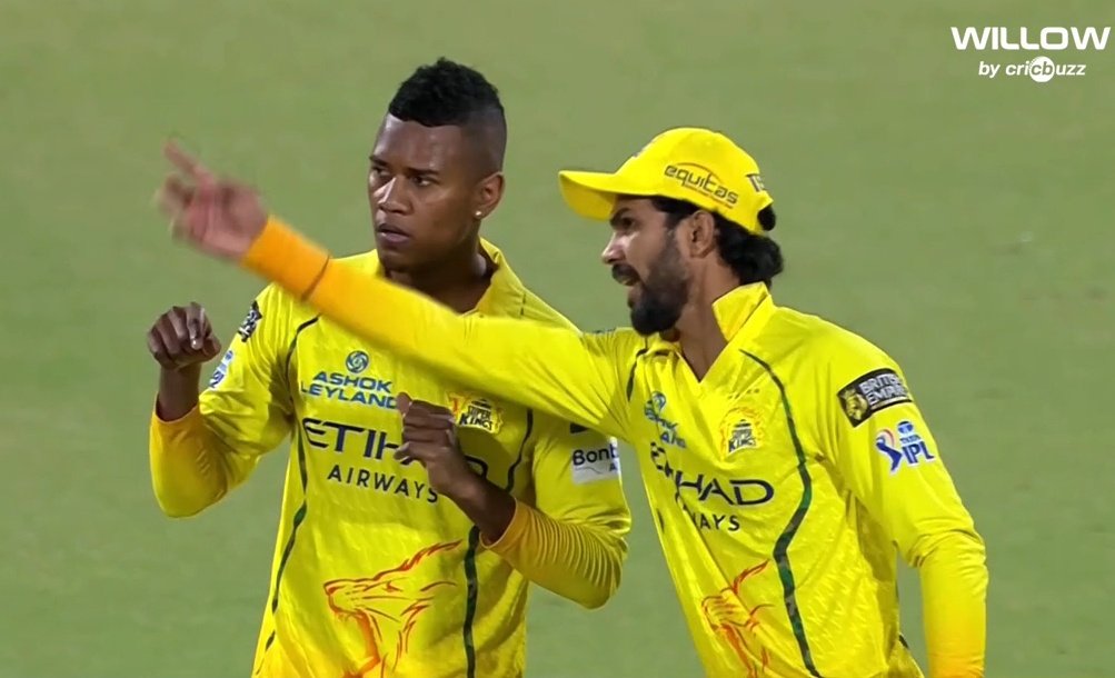 Akeal Hosein on KL Rahul wicket 🎙️:

"Changing ends wasn't my call, it was Skipper's call. It about getting hit where you boundary fielders are. I had long off &amp; mid wicket and have to force him to go there to score boundaries. Luckily he got caught trying to go over long off