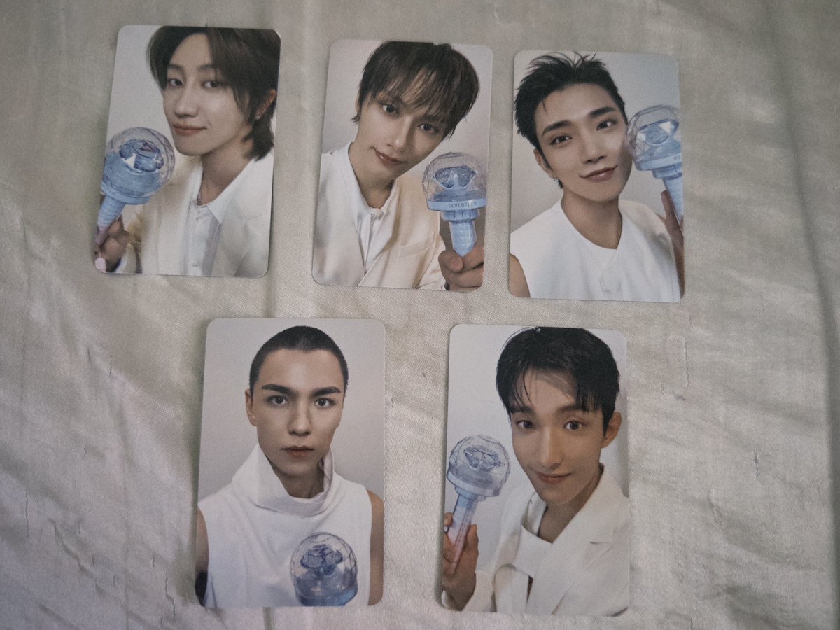 WTS LFB PH

Seventeen SVT new_ encore caratzone photocard pc

꒰rentry.co/brightafterain꒱ t&amp;cs here

୨୧ ₱200 each (lsf not included)
୨୧ DOP: PAYO 
୨୧ onhand 
 
💌 dk dokyeom vernon joshua junhui the8 hao