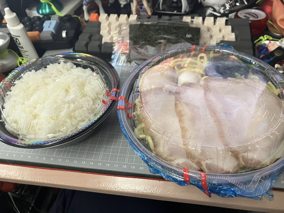 いり tweet media