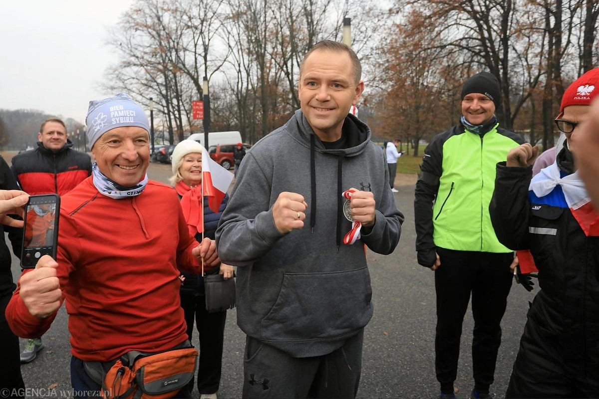 normalnych nie pytam, bo znam odpowiedź
- ale mam pytanko do pisolubnych:
- czy pożyczylibyście np. tysiaka do pierwszego temu kacapowi ???
- ale odpowiedzcie uczciwie i we własnym sumieniu ...
