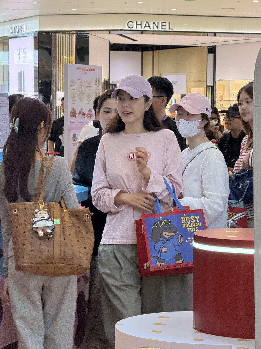 Zhangminn 🦋 tweet media