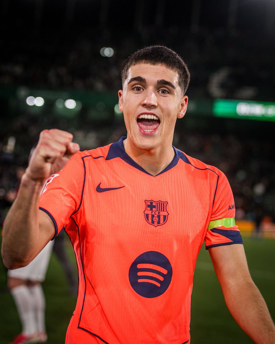 ÁKOTÈ tweet media