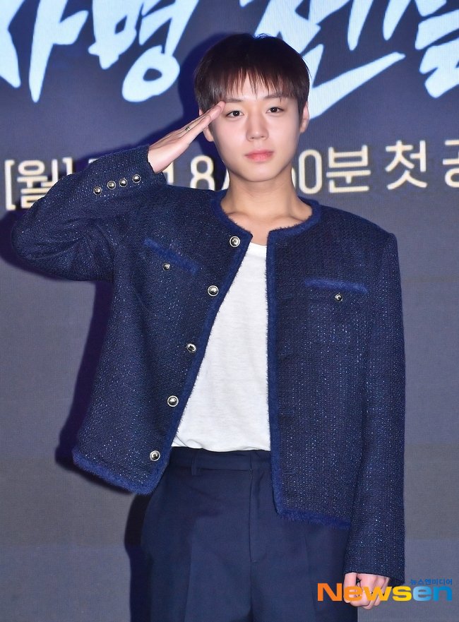 니야 tweet media