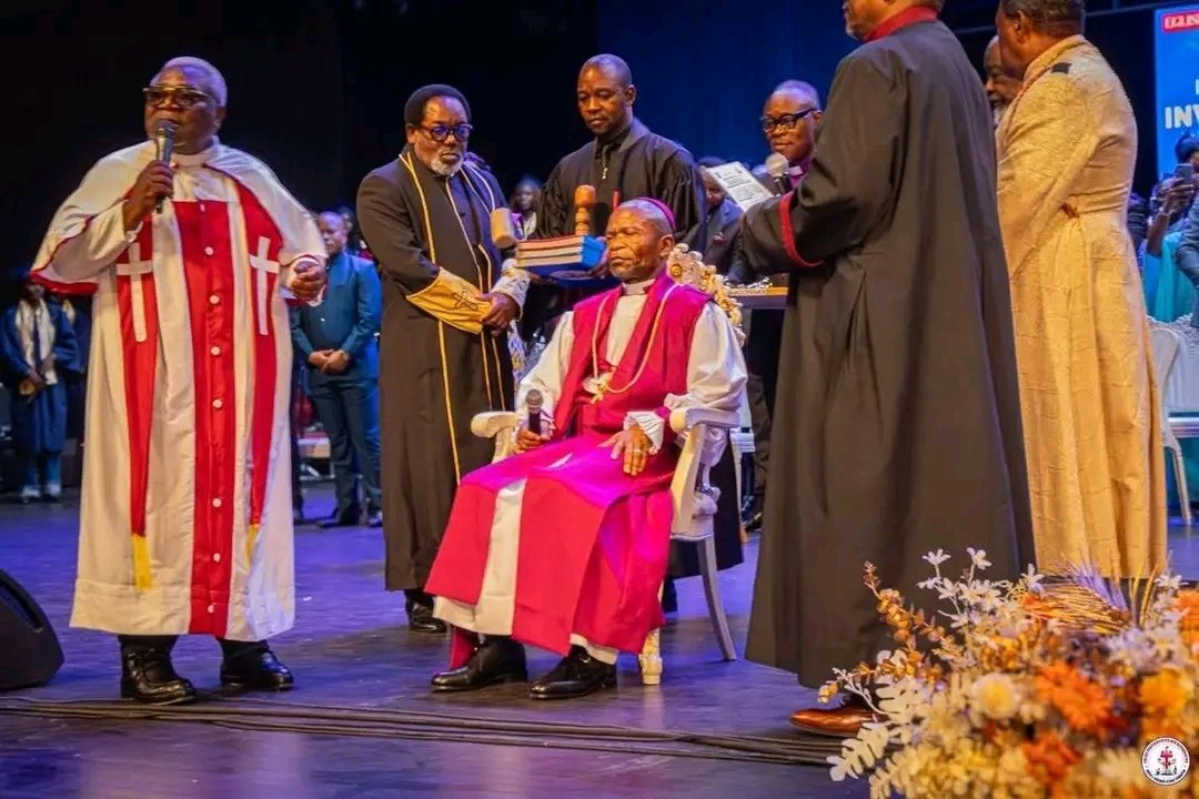 minanidavid5's tweet photo. 🔴 #INFO / L’Église du Réveil du Congo dénonce les attaques après son appel à réviser la Constitution. https://t.co/bGeaXozQMJ
