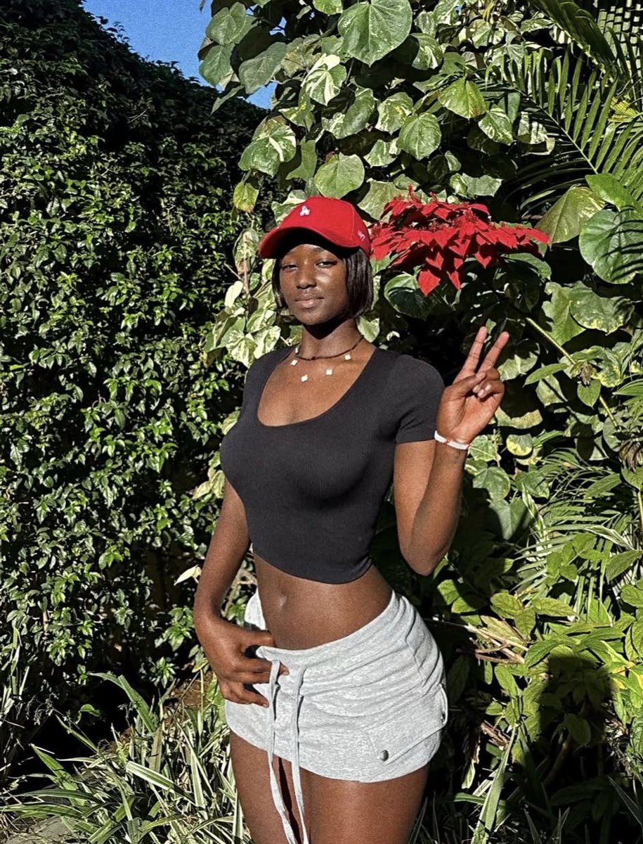 Random Person Tea Body Chocolate 🍫 tea body