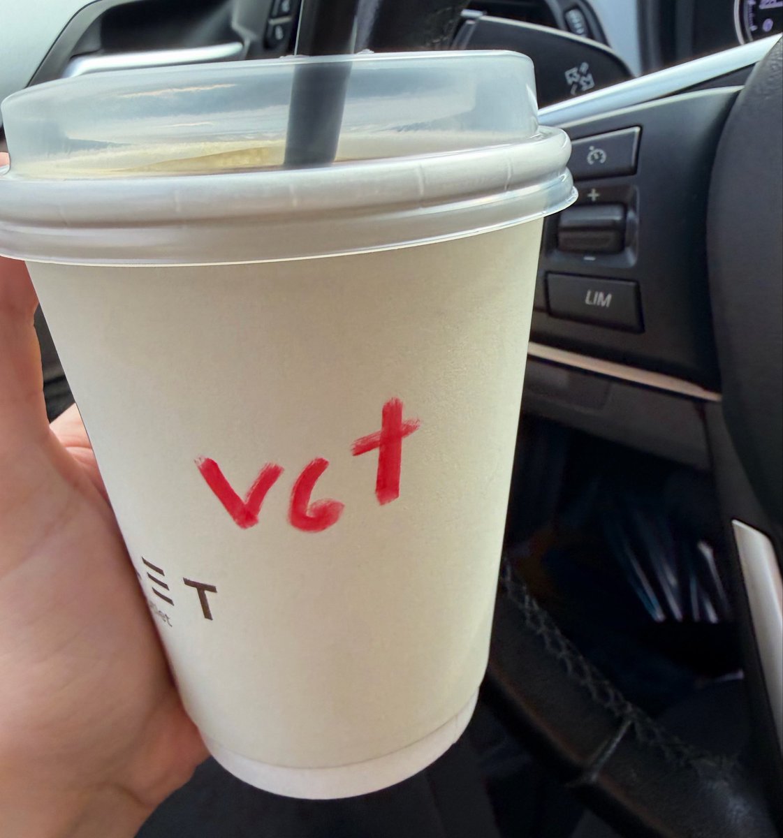 ethar_s's tweet photo. V60 ❌
V6T ✅ https://t.co/6u7B0mHYxx