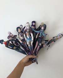 _YAPPLEPIE's tweet photo. @idafvayy @mooo___cow tbh, i'm still looking for the name as well, best i can find is "weird noodle plush/doll" but you wouldnt be able to find it on google images with those key words alone,
hope that helps narrow things down https://t.co/FdlrAkuNds