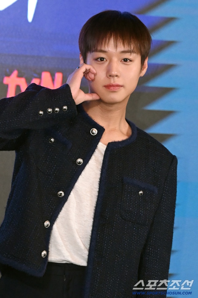 니야 tweet media