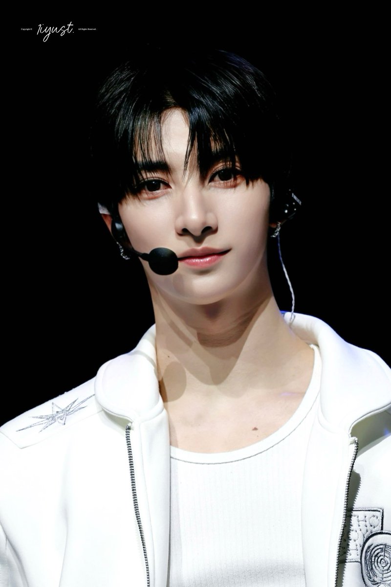 1iyust's tweet photo. 260504 TAIPEI SHOWCASE

#YU #유우 #ユウ
#NEXZ #넥스지 #ネクスジ https://t.co/pG3NnLFGix